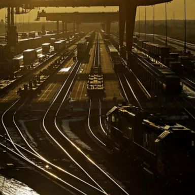 VIDEO: US freight railroads plan to reduce service ahead of possible strike