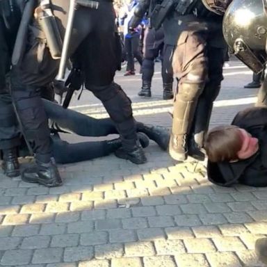 VIDEO: Violent protests continue in Russia