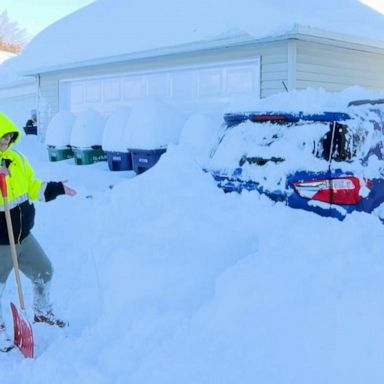 VIDEO: Residents try to clear record-breaking snow in western New York 