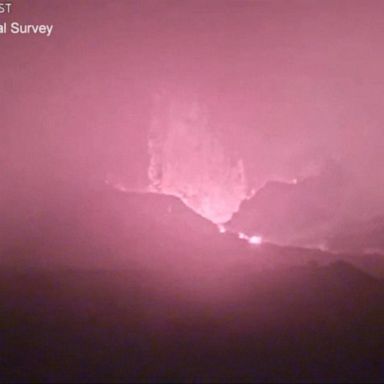 VIDEO: Volcano lava threatens highway