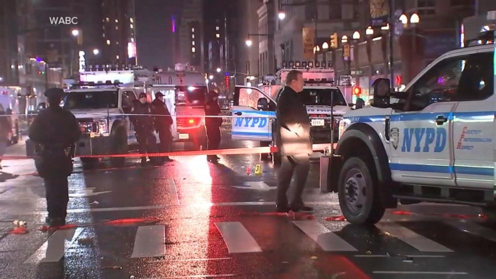 Video NYPD attack suspect targeted law enforcement: DA - ABC News