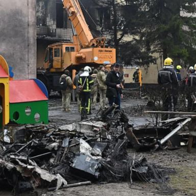 VIDEO: Ukrainian officials, school children killed in helicopter crash