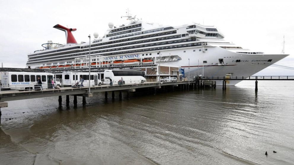 suspicious death on carnival cruise ship