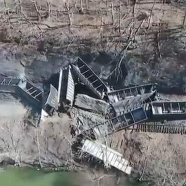 VIDEO: Train derails in West Virginia