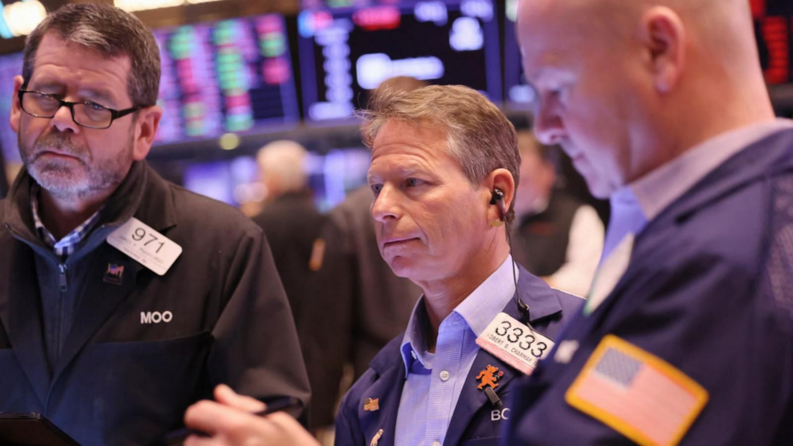 Stock tumble amid more bank turmoil Good Morning America