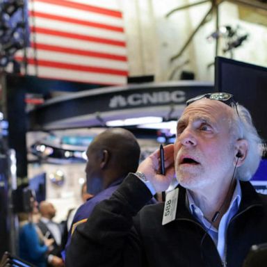 VIDEO: Stocks fall on banking fears