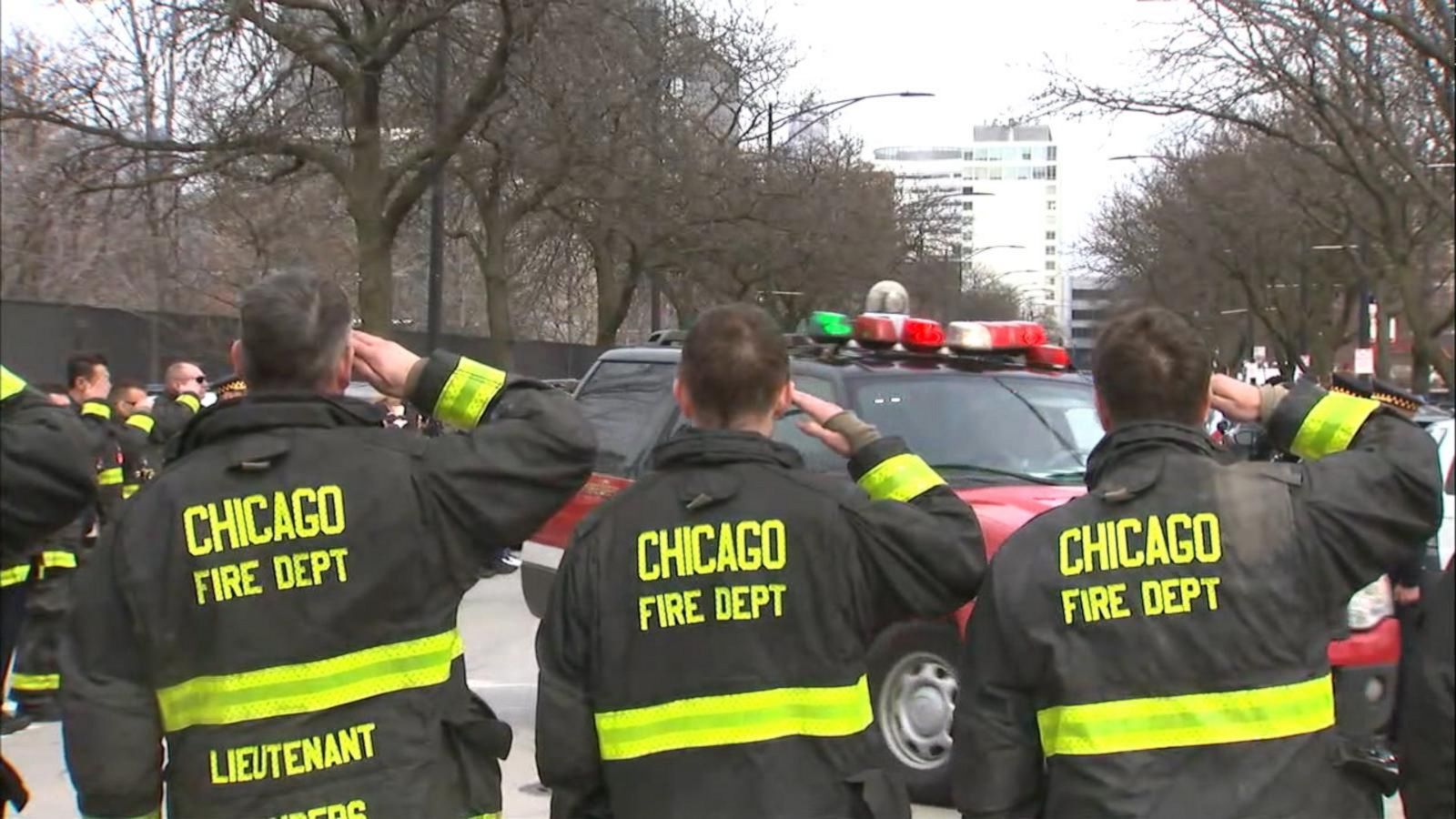 Firefighter killed, 3 others hurt in Chicago highrise fire Good