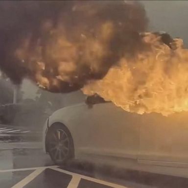 VIDEO: Mother leaves 2 kids in car that caught fire while allegedly shoplifting: Police