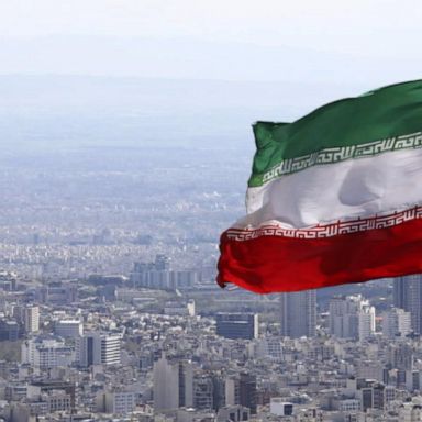 VIDEO: Iran frees 5 Americans from prison