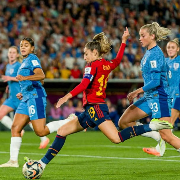 Spanish soccer star learns of father's death after winning Women's World Cup  - Good Morning America