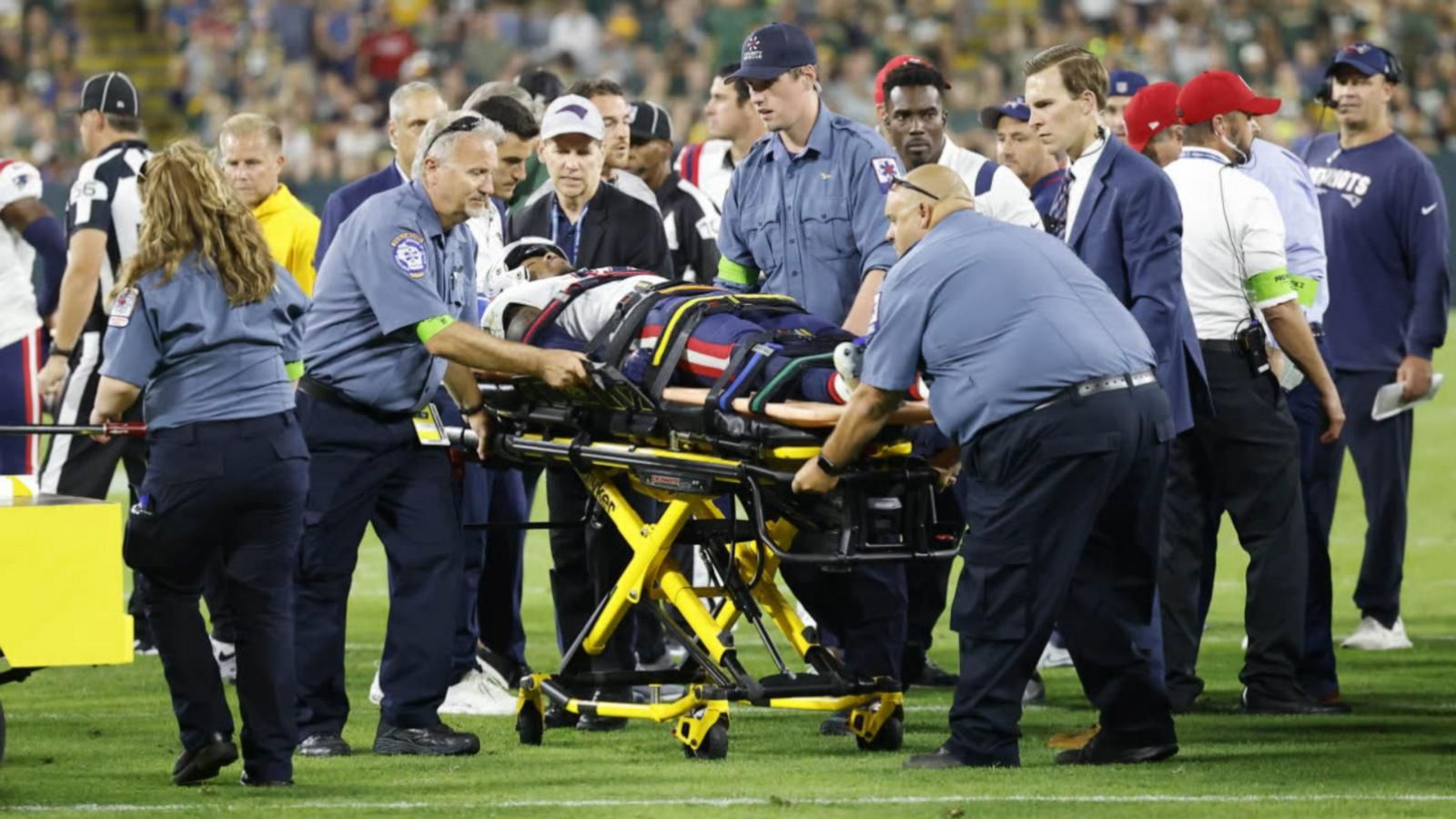 Video Frightening scene at NFL preseason game - ABC News