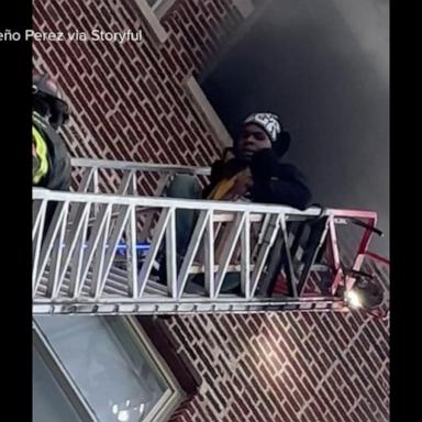 VIDEO: Chicago firefighters scramble to save people in high rise fire