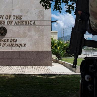 VIDEO: US Marines fly in forces to beef up security around US embassy in Haiti