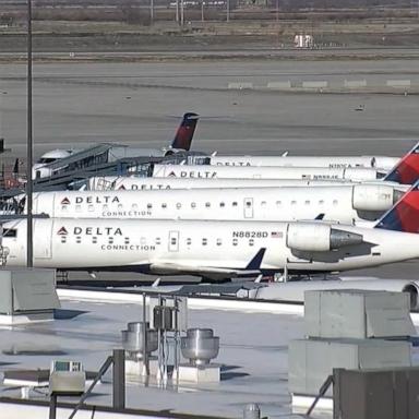 VIDEO: Man arrested after boarding Delta plane without a ticket