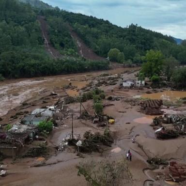 Ferry boat capsizes in Brazil