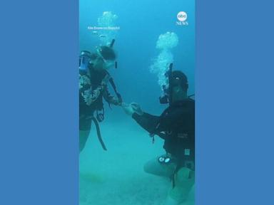 WATCH:  Man proposes to girlfriend while scuba diving off Fiji coast