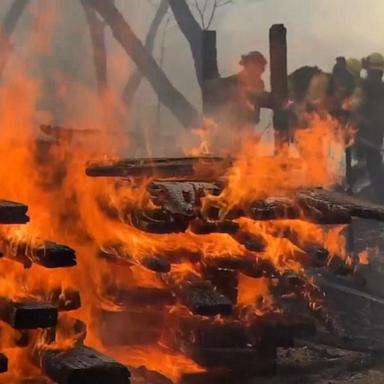 VIDEO: Urgent evacuation orders in California amidst intense heat wave, wildfire 