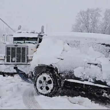 VIDEO: First major snowfall of the season slams Northeast