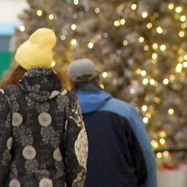 VIDEO: Holiday shopping season is heating up, despite widespread economic anxiety