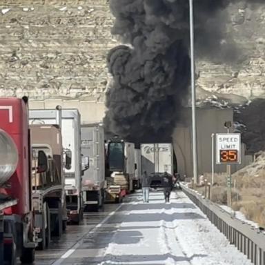 VIDEO: Drivers flee after deadly pileup on major highway 