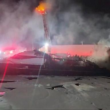 VIDEO: Miami fire destroys multiple yachts