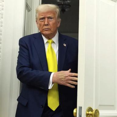 VIDEO: Trump faces tough questions over upholding the US constitution