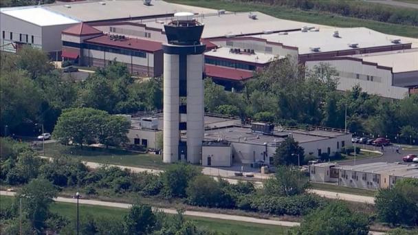 Newark ATC outage kept radar, communications down for 60-90 seconds, sources say