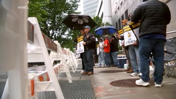 New Jersey Transit strike leaves 350,000 commuters scrambling for transportation