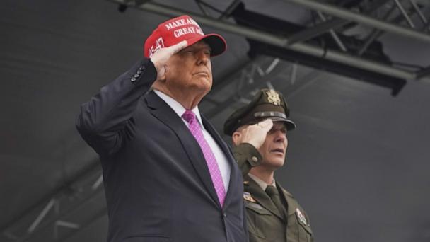 Trump delivers commencement at West Point 