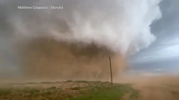 Tornadoes strike as 35 million brace for severe storms
