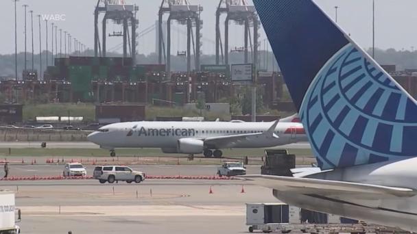 FAA says it will continue limiting flights in and out of Newark 