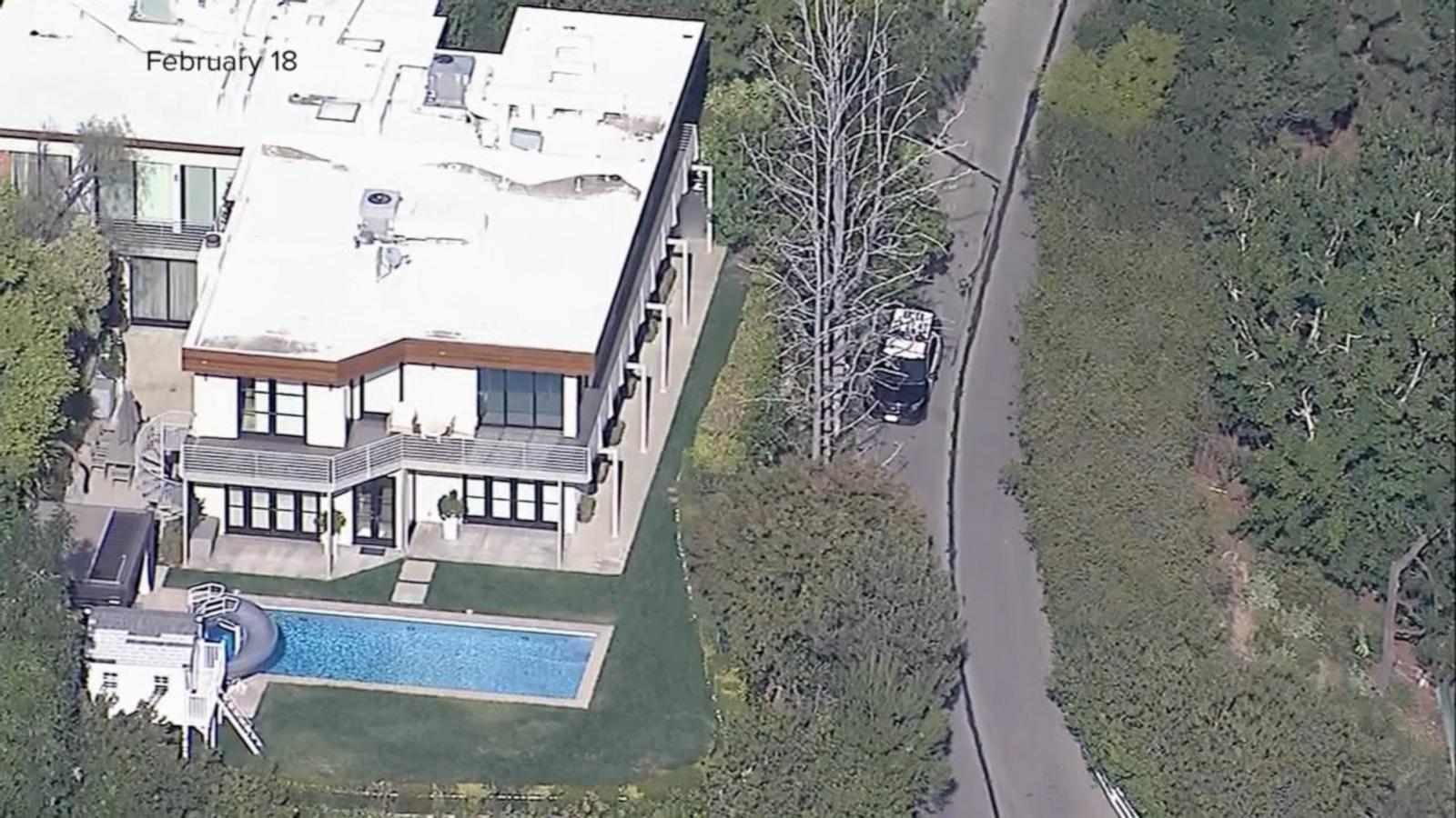 Brad Pitt's Los Angeles home ransacked - Good Morning America