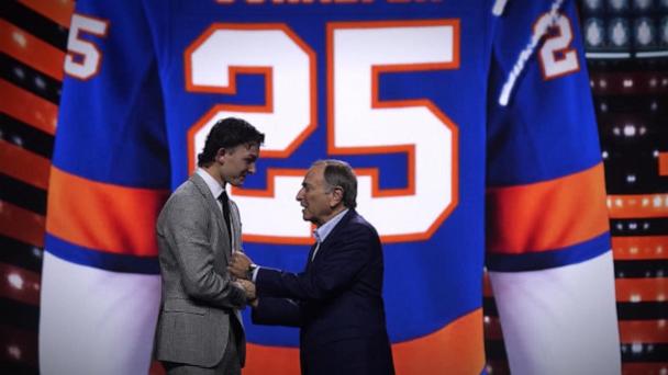 New York Islanders NHL draft pick honors late mother