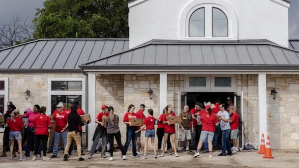 Communities across the US come together to help victims impacted by Texas floods
