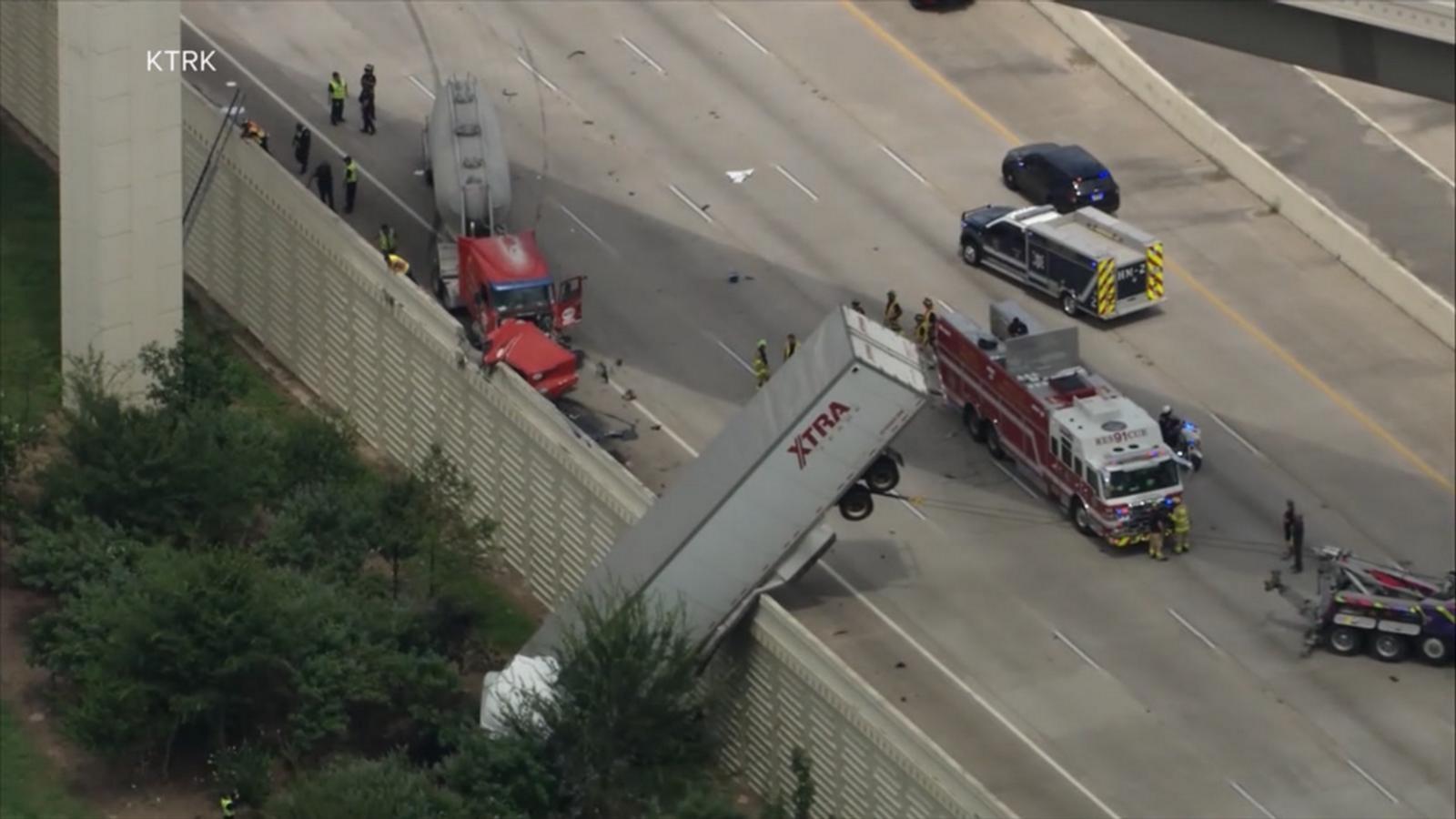 WATCH:  Dangling big rig shuts down major Texas highway for hours