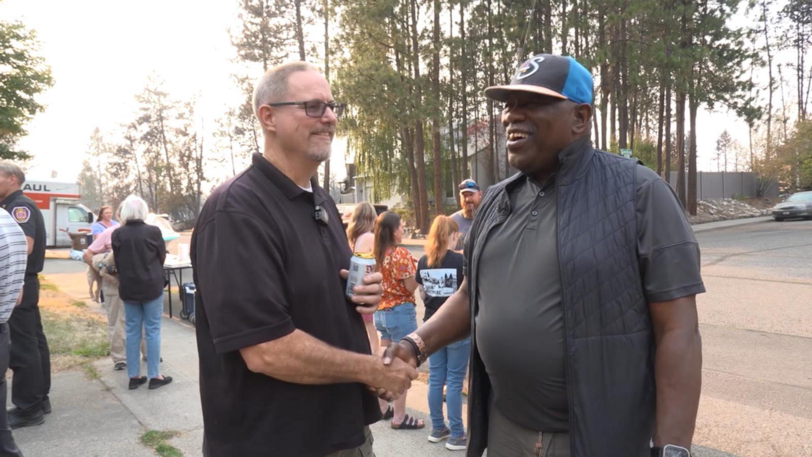 WATCH:  Community comes together to thank firefighters after Washington state wildfires