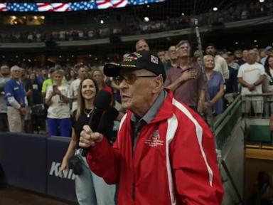WATCH: David Muir shares moving moment WWII veteran sings at Milwaukee Brewers game