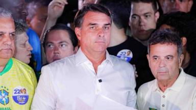 VIDEO: Flavio Bolsonaro reportedly flees Brazil after presidential election loss
