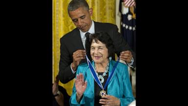 VIDEO: Civil rights icon Dolores Huerta dead at 96