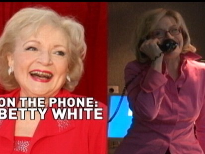 VIDEO: Diane Sawyer chats with Betty White about hosting SNL