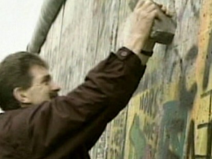 VIDEO: Berlin Wall torn down 20 years ago