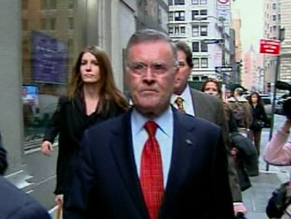 VIDEO: Bank CEO Pressed on Bonuses