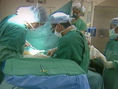 VIDEO: Removing Ovaries and Breasts to Cut Cancer Risk