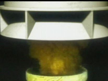 VIDEO: BP Tries Its New Oil Cap