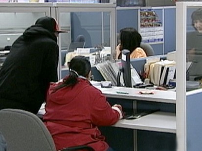 VIDEO: Nearly half a million new unemployment claims reported; Dow drops 144.
