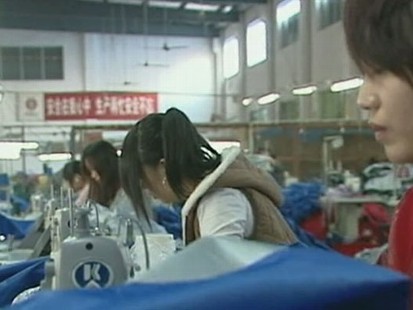VIDEO: Many Chinese People Leave Their Families to Work in Factories