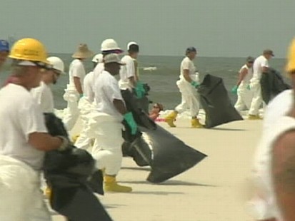 VIDEO: BP has great control over cleanup efforts and the distribution of information.
