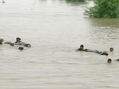 VIDEO: After weeks of floodingin Pakistan the rain keeps coming and rivers keep overflowing.