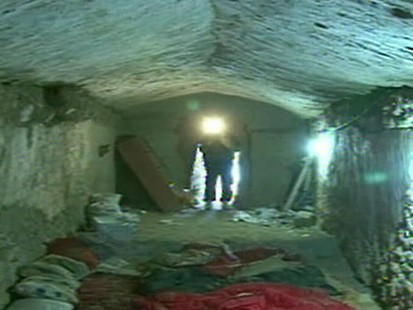 VIDEO: Al Qaedas Pakistan Lair Captured
