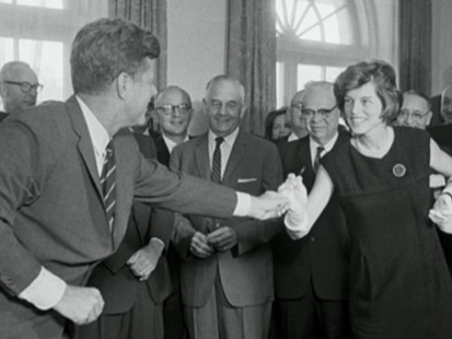 VIDEO: Eunice Kennedy Shriver Is Dead at 88